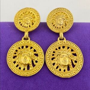 💛 Vintage Medusa Gold Plated Statement Drop Earrings